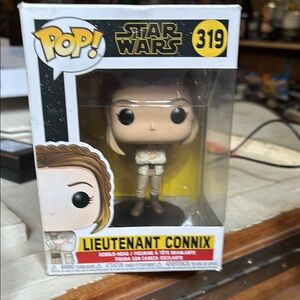 Star Wars Lieutenant Connix Pop! Vinyl Figure